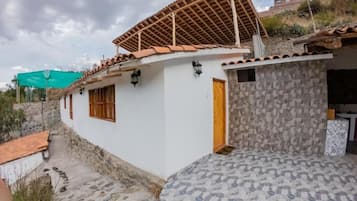 Dubbelrum för familj - uteplats - utsikt mot trädgården | Exteriör