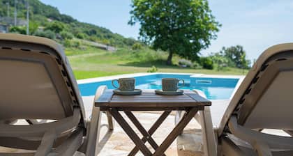 Luxury Villa with Private Pool & Sauna Peaceful Nature Escape
