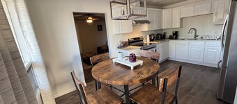 Family friendly 2 bedroom house in Roswell with kids play room and fitness room!