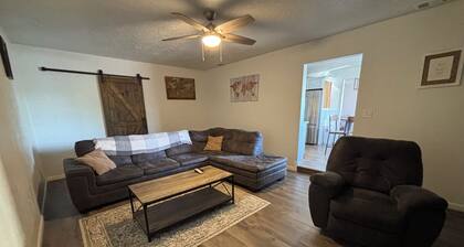 Family friendly 2 bedroom house in Roswell with kids play room and fitness room!