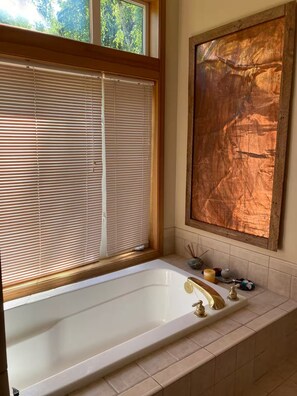 Bathroom - Gorgeous Island Retreat (Vashon)