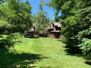 Exterior - Gorgeous Island Retreat (Vashon)