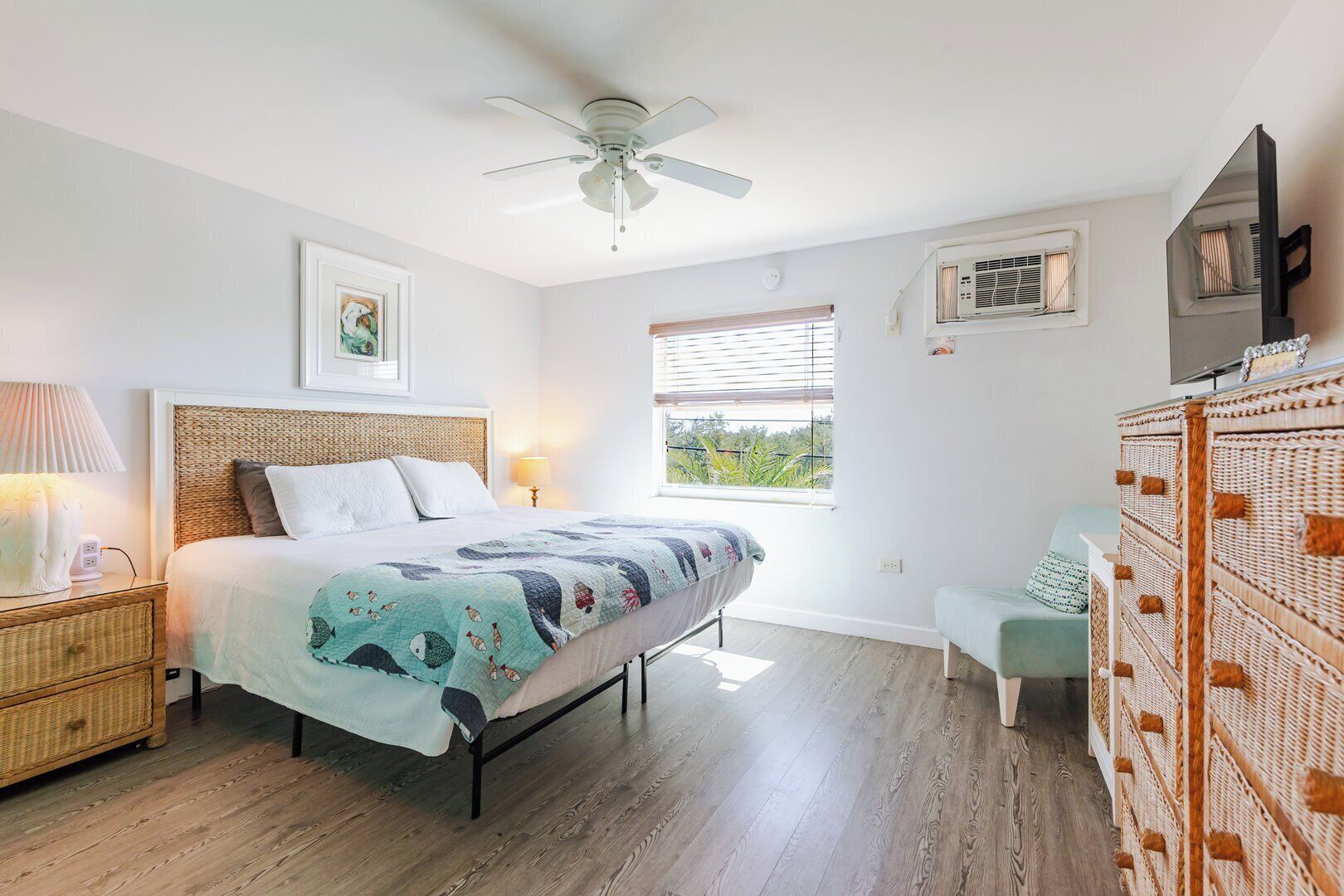2 bedrooms, WiFi, bed sheets