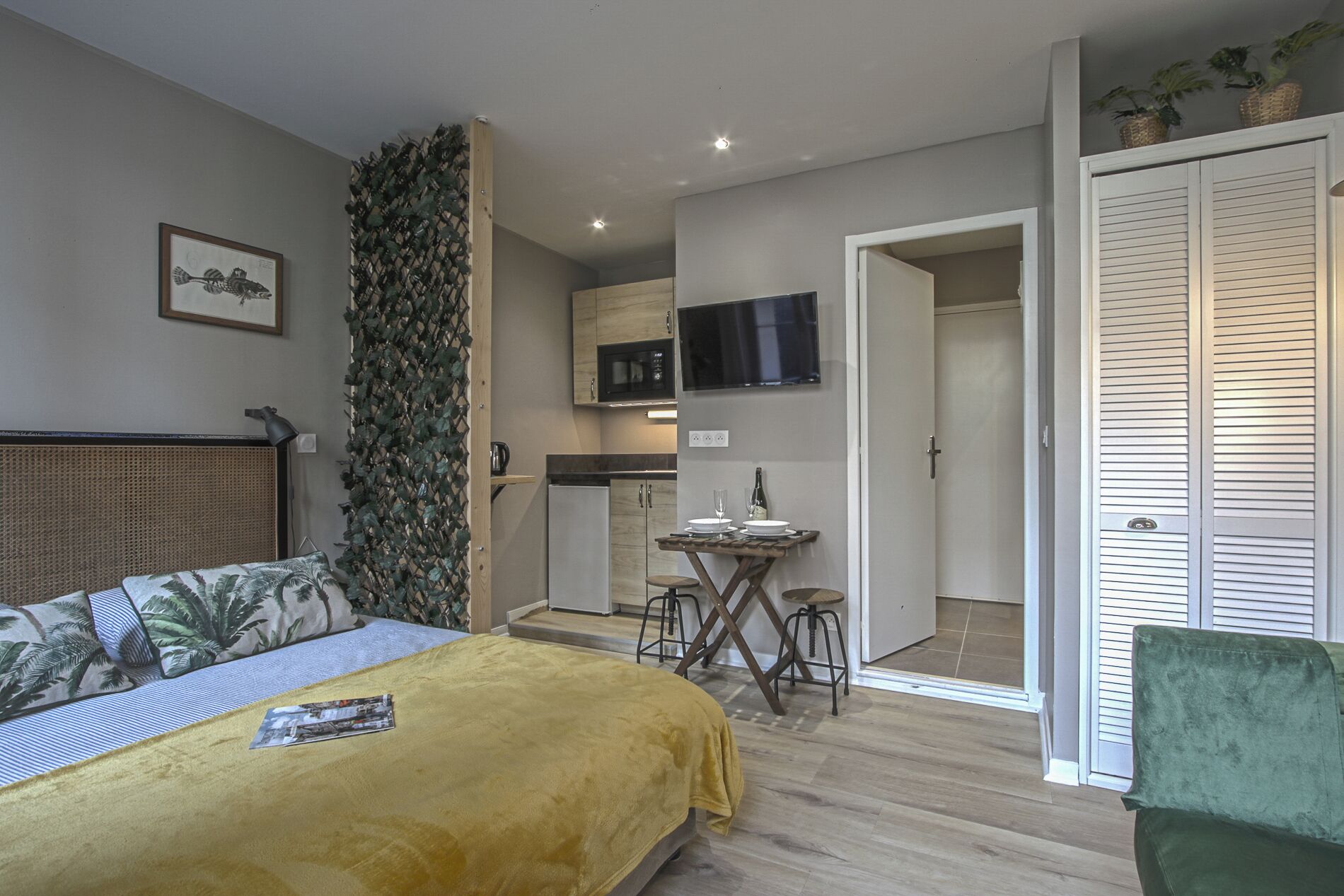 Studio Romantique, 1 grand lit, non-fumeurs, terrasse (Studio Les Galets) | Literie de qualité supérieure, décoration personnalisée