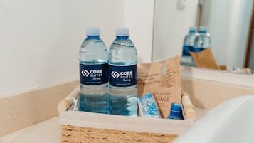 Standaard kamer, 1 twee- of 2 eenpersoonsbedden, uitzicht op tuin | Badkamervoorzieningen