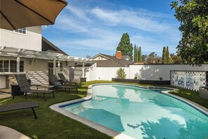 Pool - The Lysanda Villa (Mission Viejo)