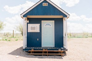 Exterior - Tiny Home - Heaven Inn 307 (Lyman)