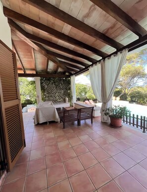 Outdoor dining - Vrbo Property (Llucmajor)