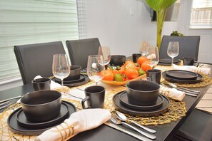Dining - Marvelous Houston Home Minutes to Med Center & NRG Stadium (Houston)