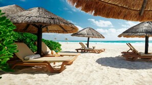 On the beach - Cancun Ocean View Resort Stay with Pools, Beach & Spacious 1BR Villa (Cancún)