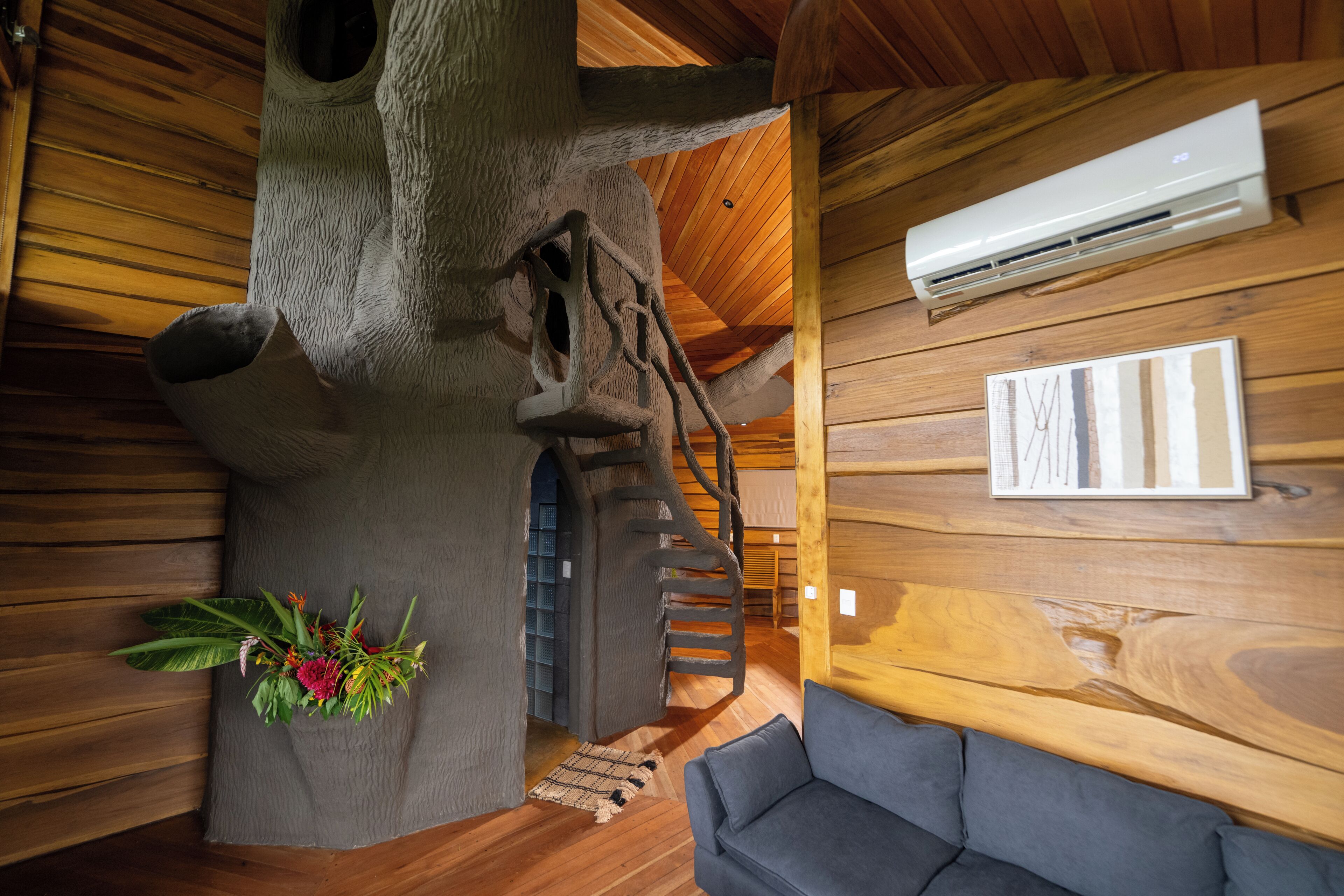 Tree House | In-room safe, free WiFi, bed sheets