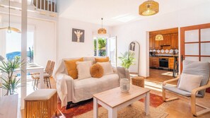 Fireplace, ping pong, stereo - Villa María Sayalonga by Ruralidays (Málaga)