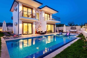 Pool - Holiday villa in Kaş / Antalya, on the most turquoise sea of the Mediterranean. (Antalya)