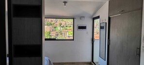 Interior - Very private studio apartment close to the airport and 15 minutes from the historic center. (Cusco)