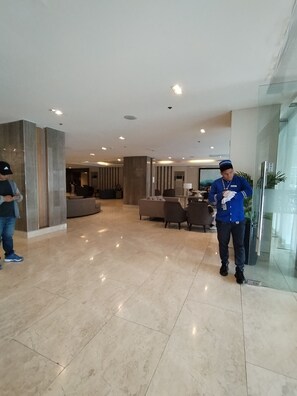 Lobby - cozy room for family moa complex ikea smx airport ayala malls okada (Pasay City)