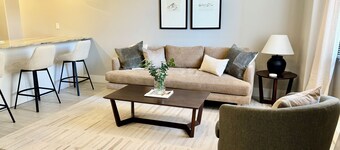 Luxury Downtown Apartment w/Rooftop Access