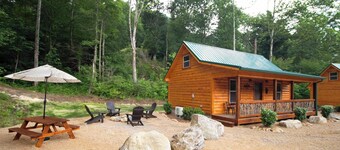 Brown Trout Cabin - 1 Bedroom + Loft & Sleeper Cabin, River Access