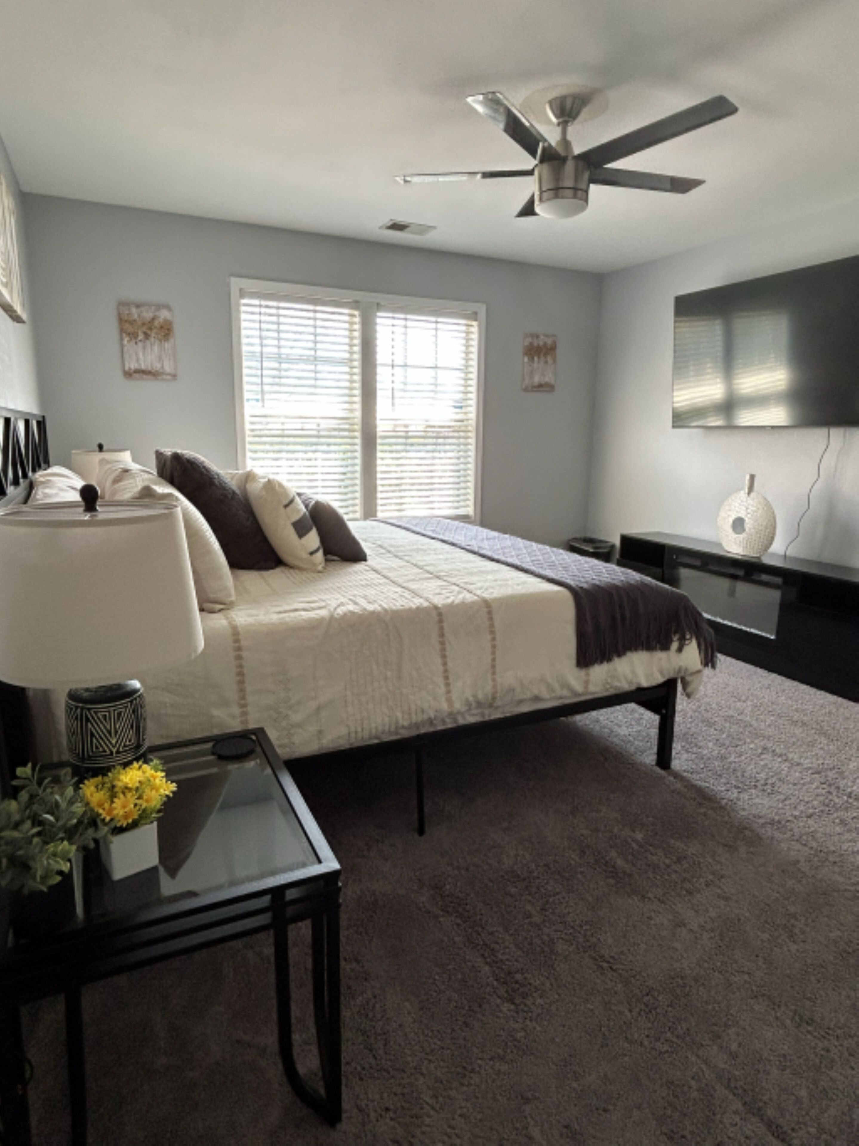 3 bedrooms, desk, iron/ironing board, free WiFi