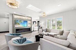 Living area - Luxury Fort Myers Home on the Water (Fort Myers)