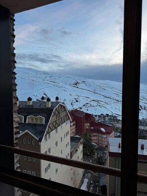 Interior - Snow&sun home (Sierra Nevada)