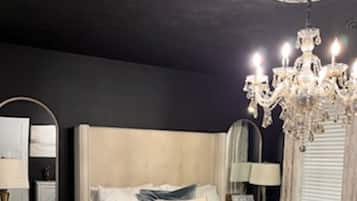 3 chambres, fer et planche à repasser, Wi-Fi, draps fournis