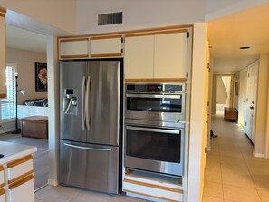Interior - Spacious 3-bedroom Home for Rent in 55+ Active Adult Community (Sun Lakes)