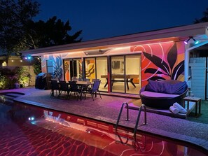Outdoor dining - • The Playful Oasis • 5 Bedroom Fort Lauderdale Pool Home near the Beach •  (Fort Lauderdale)