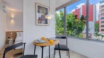 Classic Studio, Balcony | Dining room