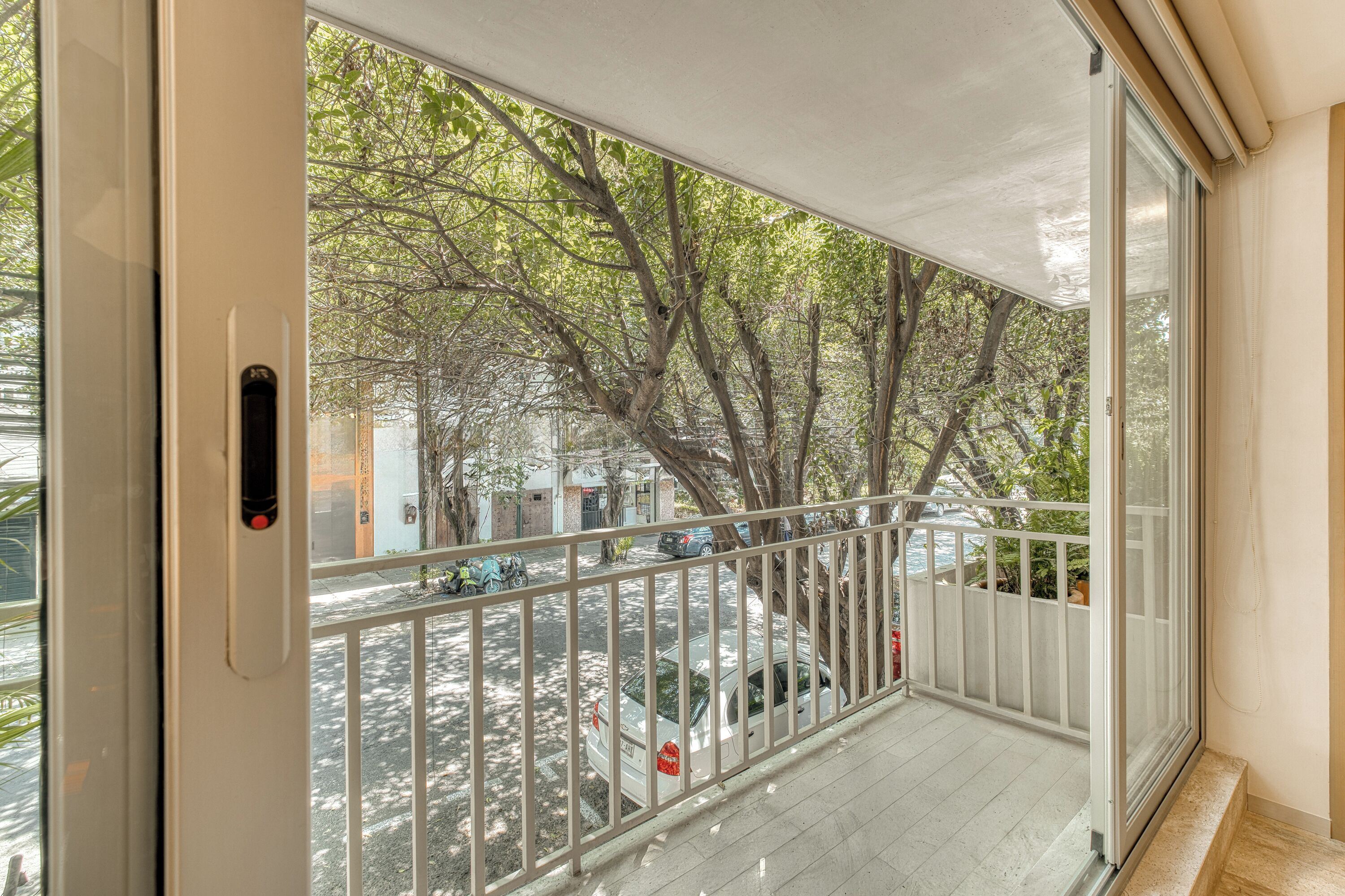 Deluxe Studio, Balcony | Balcony