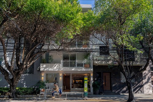 Casa Hugo by Capitalia