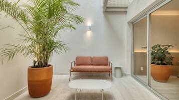 Luxury Studio, Patio | Terrace/patio