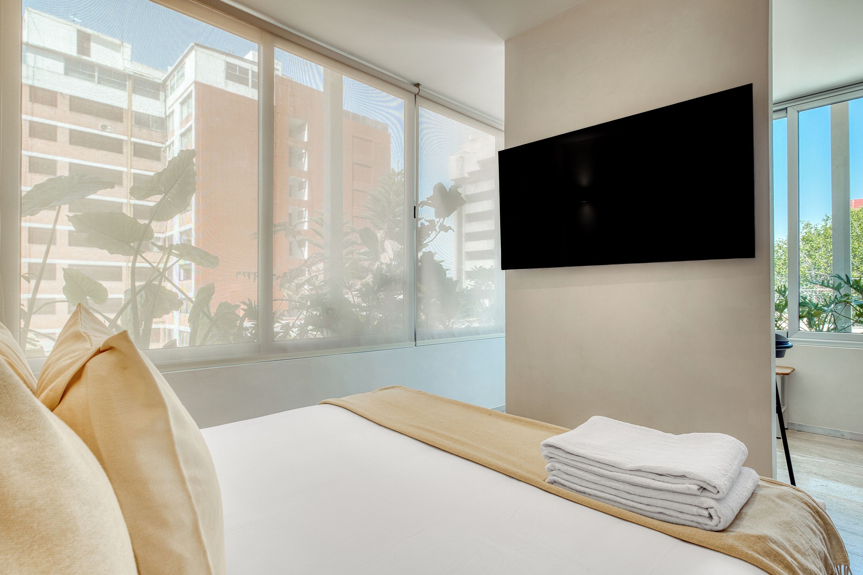 Classic Studio, Balcony