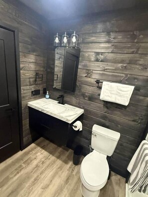 Savon, shampoing, papier toilette
