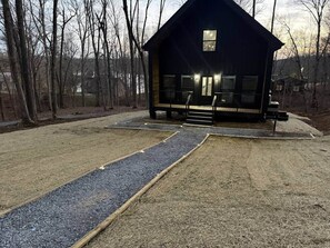 Exterior - Brand New Modern A-Frame Treehouse with Hot tub (Trigg County)