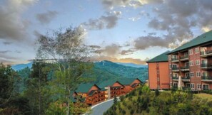 Exterior - Westgate Smoky Mountain Resort & Water Park / 2 bedrooms (Gatlinburg)