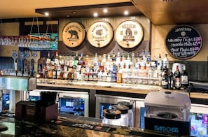 Bar (on property) - Westgate Smoky Mountain Resort & Water Park / 2 bedrooms (Gatlinburg)