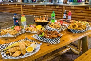 Dining - Westgate Smoky Mountain Resort & Water Park / 2 bedrooms/ (Gatlinburg)