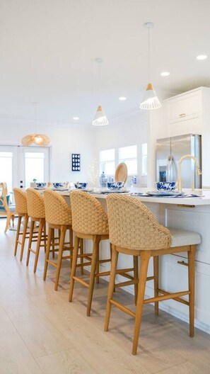 Dining - House of Bliss - Private pool + Beach walkover! (St. Augustine)