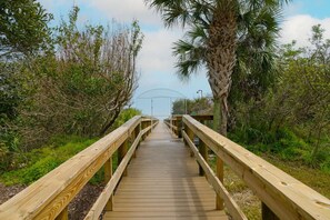 Property grounds - Wandering Waves - Beach Walkover and Pool! (St. Augustine)
