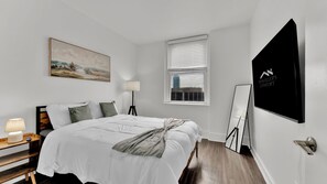 2 habitaciones, tabla de planchar con plancha, wifi y ropa de cama