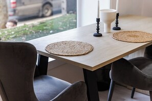 Dining - Central Comfy Spot | Studio for 2 with Wi-Fi by PikHost (Tiranë)