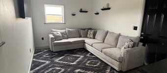 1 Bed/1 Bath Guest House