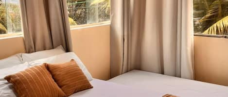 Comfort Double Room, 1 Double Bed | Blackout drapes, iron/ironing board, free WiFi, bed sheets