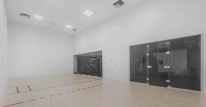 Sports court - Modern  High Floor I 1BR Amazing View I Sleep 4 (Miami)