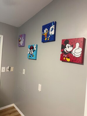Interior - Themed•Family Vacation Home•Near Disney•Sleeps8•Shared Pool•Park Near•Quiet Area (Davenport)