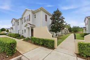 Front of property - Family 4BR Stay Near Orlando Parks (Kissimmee)