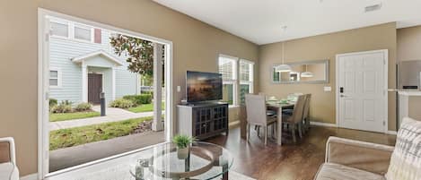 Casa (4 Bedrooms) | Area soggiorno