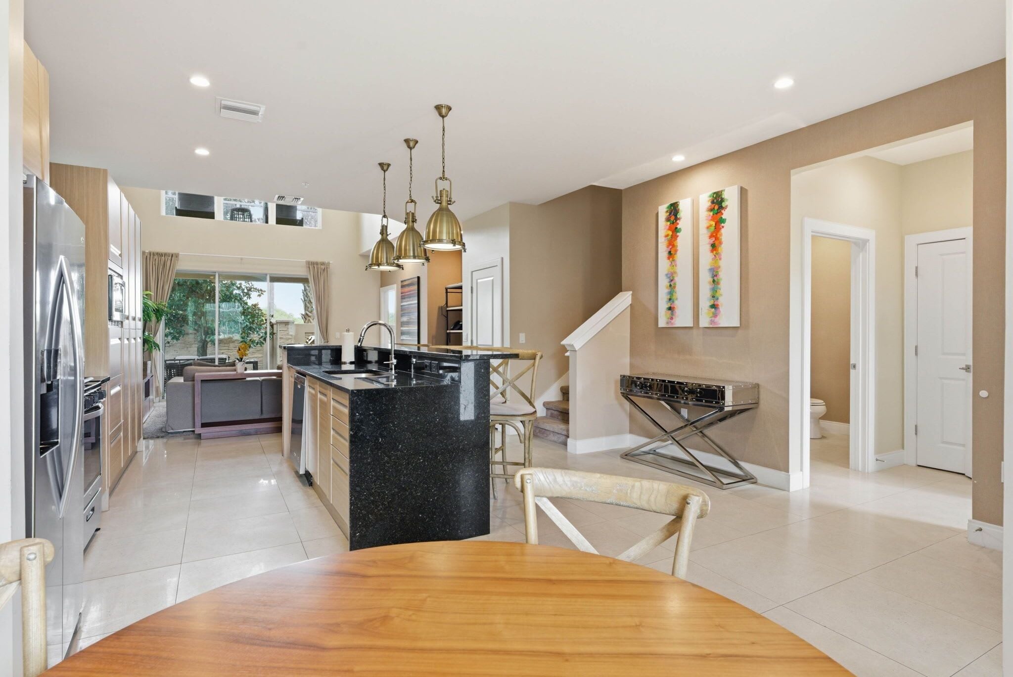 Villa (4 Bedrooms) | Dining room