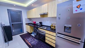 Apartment, 3 Bedrooms, Balcony, City View | Private kitchen - Luxury Lovelystay in Larache (Larache)