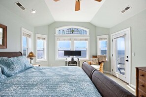 4 bedrooms, iron/ironing board, free WiFi, bed sheets - Bay Dreams Soundfront Escape w/ Beach Parking & Sunsets (Kill Devil Hills)